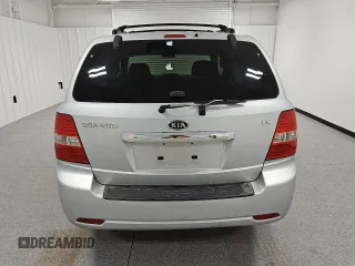 2007 Kia Sorento LX z VIN KNDJD736075700860, wystawiony jako Copart lot #82119114 z przebiegiem 290 641 mil mil oraz Czysty tytuł • Clean title. Historia ofert i sprzedaży dostępna na DreamBid. Obrazek 6.