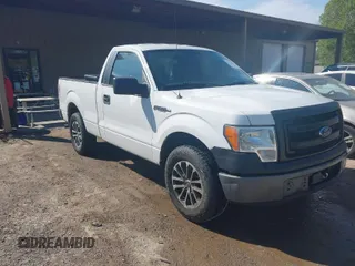 2014 Ford F-150 XL with VIN 1FTMF1CM8EFC18695, listed as a IAAI auction lot 41916660 with 1 mi miles. Bid and sale history available at carsss.com. Image 1.