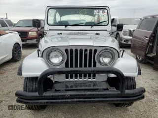 1982 Jeep CJ z VIN 1JCBM85A4CT007872, wystawiony jako Copart lot #75417314 z przebiegiem 124 375 mil mil oraz Szkody całkowita. Historia ofert i sprzedaży dostępna na DreamBid. Obrazek 5.