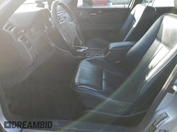 2001 Mercedes-Benz E-Class AWD with VIN WDBJF82J91X045050, listed as a Copart auction lot 41681525 with 0 mi miles and Salvage Title. Bid and sale history available at carsss.com. Image 7.