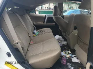 2010 Toyota 4Runner SR5 z VIN JTEZU5JR9A5011522, wystawiony jako Copart lot #58040605 z przebiegiem 222 057 mil mil oraz Szkoda całkowita • Salvage title. Historia ofert i sprzedaży dostępna na DreamBid. Obrazek 10.