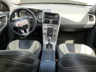 2017 Volvo XC60 Dynamic с VIN YV449MRR4H2030308, выставлен на аукционе Copart как лот 55082695 с пробегом 102 153 миль миль и Списание • Salvage title. История ставок и продаж доступна на DreamBid. Изображение 8.