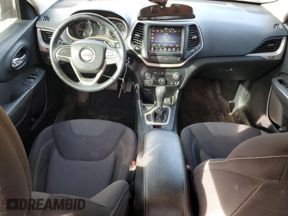 2015 Jeep Cherokee Latitude with VIN 1C4PJLCBXFW700186, listed as a Copart auction lot 49210955 with 160,087 mi miles and Salvage Title. Bid and sale history available at DreamBid. Image 8.