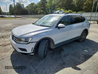 2018 Volkswagen Tiguan SEL with VIN 3VV3B7AX8JM200233, listed as a Copart auction lot 61207245 with 49,735 mi miles and Salvage title. Bid and sale history available at DreamBid. Image 1.