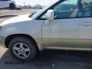 1999 Lexus RX 300 with VIN JT6GF10U2X0022492, listed as a IAAI auction lot 42170267 with 155,038 mi miles and . Bid and sale history available at DreamBid. Image 6.
