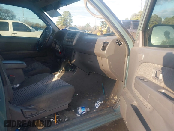 2001 Nissan Xterra XE with VIN 5N1ED28Y61C525060, listed as a IAAI auction lot 41131507 with 206,830 mi miles and . Bid and sale history available at DreamBid. Image 5.