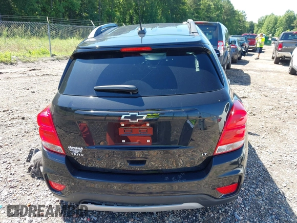 2020 Chevrolet Trax LT с VIN KL7CJLSB7LB062463, выставлен на аукционе IAAI как лот 42556672 с пробегом 71 888 миль миль и . История ставок и продаж доступна на DreamBid. Изображение 16.