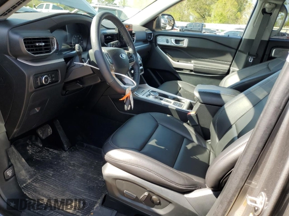 2024 Ford Explorer XLT with VIN 1FMSK7DH1RGA88701, listed as a Copart auction lot 51088365 with 10,282 mi miles and Salvage Title. Bid and sale history available at DreamBid. Image 7.