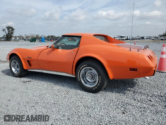 1976 Chevrolet Corvette with VIN 1Z37L6S442300, listed as a Copart auction lot 43044735 with 90,217 mi miles and Salvage title. Bid and sale history available at DreamBid. Image 2.