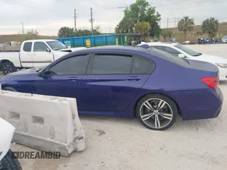 2018 BMW 7 Series 740i with VIN WBA7E2C58JB216314, listed as a IAAI auction lot 41867480 with 62,678 mi miles. Bid and sale history available at carsss.com. Image 14.