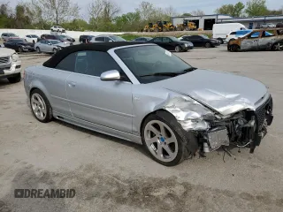 2004 Audi S4 z VIN WUARL48H64K900558, wystawiony jako Copart lot #54141755 z przebiegiem 131 741 mil mil oraz Szkody całkowita. Historia ofert i sprzedaży dostępna na DreamBid. Obrazek 4.
