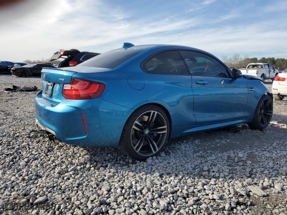 2017 BMW M2 with VIN WBS1H9C31HV888840, listed as a Copart auction lot 42654425 with 112,323 mi miles and Salvage Title. Bid and sale history available at carsss.com. Image 3.