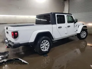 2023 Jeep Gladiator Sport с VIN 1C6HJTAG3PL571060, выставлен на аукционе Copart как лот 46112255 с пробегом 23 352 миль миль и Списание • Salvage title. История ставок и продаж доступна на DreamBid. Изображение 3.
