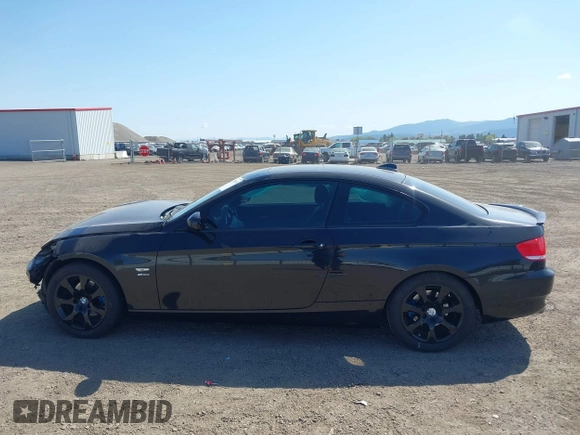 2010 BMW 3 Series z VIN WBAWV5C56AP081978, wystawiony jako IAAI lot #42170650 z przebiegiem 143 061 mil mil oraz . Historia ofert i sprzedaży dostępna na DreamBid. Obrazek 14.