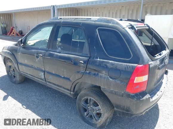 2005 Kia Sportage LX with VIN KNDJF723057061348, listed as a IAAI auction lot 42110933 with 183,490 mi miles and . Bid and sale history available at carsss.com. Image 3.
