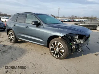 2023 Volvo XC60 Recharge Plug-In Hybrid Ultimate Dark Theme with VIN YV4H60DX7P1341826, listed as a Copart auction lot 86253044 with 9,363 mi miles and Salvage Title. Bid and sale history available at carsss.com. Image 4.