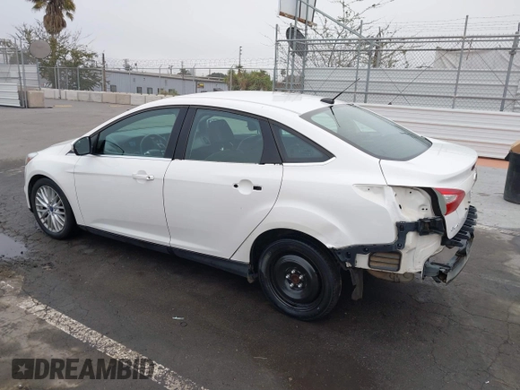 2012 Ford Focus SEL with VIN 1FAHP3H27CL314291, listed as a IAAI auction lot 41859207 with 86,830 mi miles. Bid and sale history available at carsss.com. Image 3.