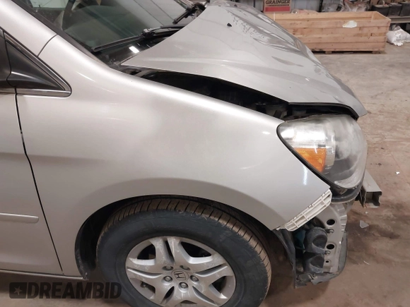 2007 Honda Odyssey EX с VIN 5FNRL384X7B442481, выставлен на аукционе IAAI как лот 41956493 с пробегом 221 997 миль миль и . История ставок и продаж доступна на DreamBid. Изображение 14.