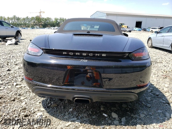 2017 Porsche 718 Boxster z VIN WP0CA2A85HS221846, wystawiony jako Copart lot #55542923 z przebiegiem 32 293 mil mil oraz . Historia ofert i sprzedaży dostępna na DreamBid. Obrazek 6.