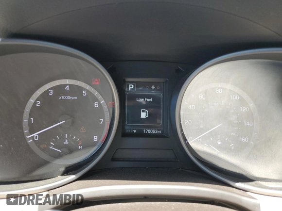 2017 Hyundai Santa Fe 2.4L with VIN 5NMZUDLBXHH048875, listed as a Copart auction lot 57621225 with 170,063 mi miles and Clean title. Bid and sale history available at DreamBid. Image 9.