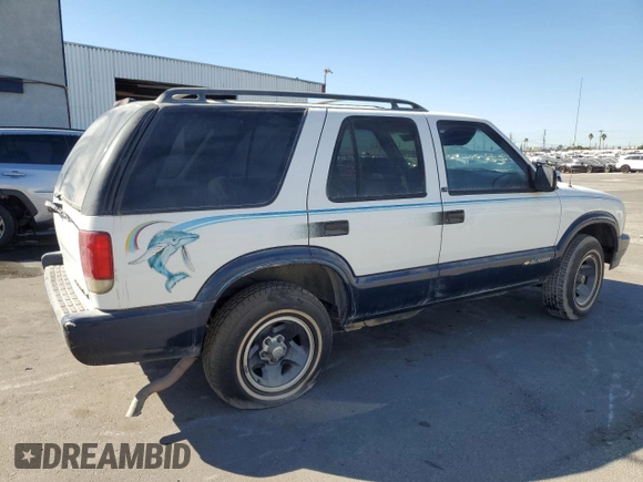 1996 Chevrolet Blazer z VIN 1GNCS13W2T2160393, wystawiony jako Copart lot #70889204 z przebiegiem 118 286 mil mil oraz Czysty tytuł • Clean title. Historia ofert i sprzedaży dostępna na DreamBid. Obrazek 3.