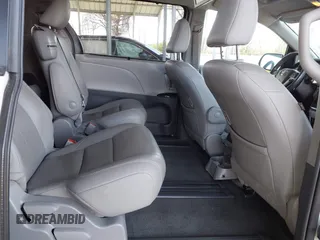 2018 Toyota Sienna XLE Auto Access Seat с VIN 5TDYZ3DC6JS905338, выставлен на аукционе IAAI как лот 42071334 с пробегом 51 604 миль миль и . История ставок и продаж доступна на DreamBid. Изображение 8.