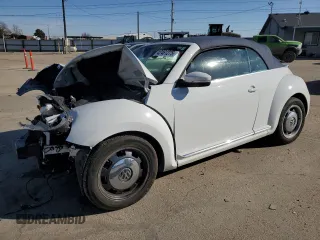2016 Volkswagen Beetle Denim с VIN 3VW507AT5GM813572, выставлен на аукционе Copart как лот 42461275 с пробегом 16 098 миль миль и Списание • Salvage title. История ставок и продаж доступна на DreamBid. Изображение 1.