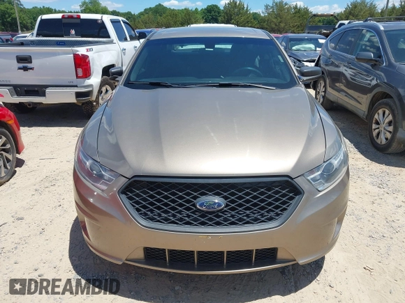 2019 Ford Police Interceptor z VIN 1FAHP2MK0KG107863, wystawiony jako IAAI lot #42337089 z przebiegiem 138 429 mil mil oraz . Historia ofert i sprzedaży dostępna na DreamBid. Obrazek 13.