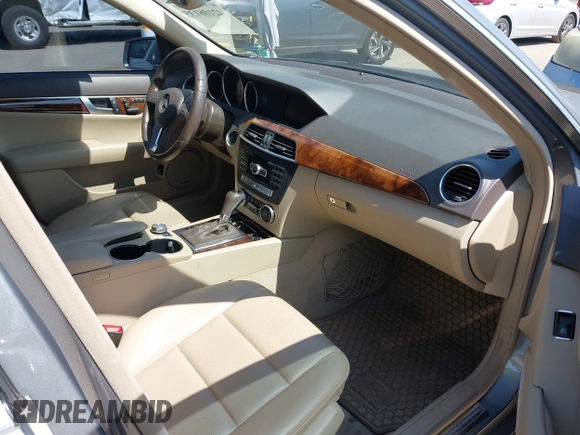 2013 Mercedes-Benz C-Class C 300 Sport with VIN WDDGF8AB7DG100594, listed as a IAAI auction lot 42108135 with 135,190 mi miles. Bid and sale history available at carsss.com. Image 5.