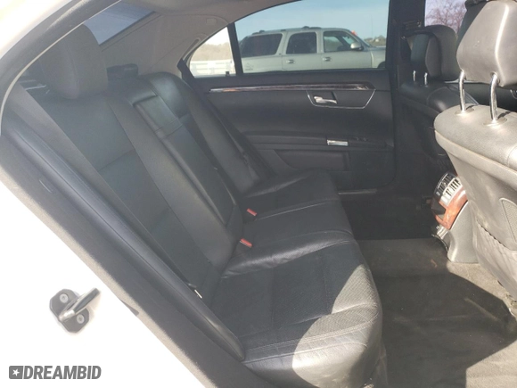 2011 Mercedes-Benz S-Class S 550 with VIN WDDNG7BB6BA413410, listed as a Copart auction lot 88323865 with 221,648 mi miles and Salvage Title. Bid and sale history available at carsss.com. Image 11.