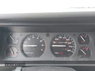 1995 Jeep Cherokee Sport with VIN 1J4FJ68S7SL582142, listed as a IAAI auction lot 41749115 with 185,676 mi miles. Bid and sale history available at carsss.com. Image 7.