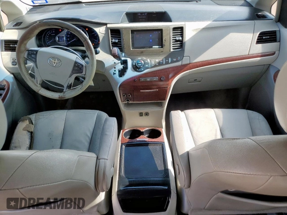 2012 Toyota Sienna XLE AAS with VIN 5TDYK3DC5CS262097, listed as a Copart auction lot 60682995 with 227,361 mi miles and Clean title. Bid and sale history available at DreamBid. Image 8.
