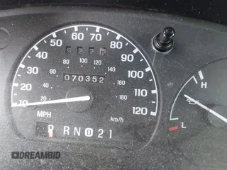 2000 Ford Ranger XL with VIN 1FTYR10C6YTA27626, listed as a IAAI auction lot 41985158 with 70,352 mi miles. Bid and sale history available at carsss.com. Image 15.
