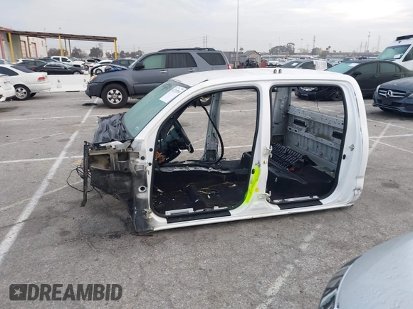 2017 Toyota Tacoma SR5 with VIN 3TMDZ5BN4HM025697, listed as a IAAI auction lot 41725799 with Not Provided miles. Bid and sale history available at carsss.com. Image 13.