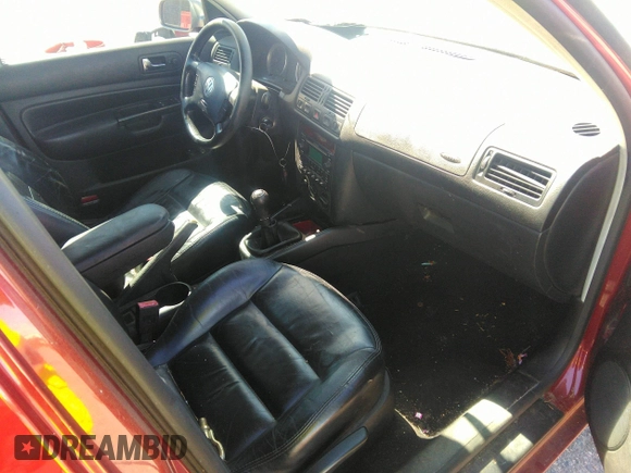 2004 Volkswagen Jetta GLS z VIN 3VWSK69M04M043653, wystawiony jako IAAI lot #42072727 z przebiegiem 172 279 mil mil oraz . Historia ofert i sprzedaży dostępna na DreamBid. Obrazek 5.