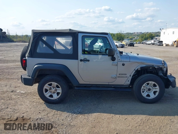 2013 Jeep Wrangler Sport with VIN 1C4AJWAG5DL639365, listed as a IAAI auction lot 40342277 with 117,109 mi miles and . Bid and sale history available at DreamBid. Image 13.