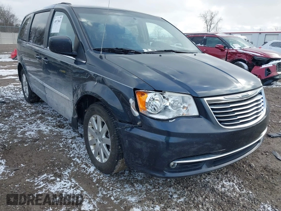 2013 Chrysler Town & Country Touring with VIN 2C4RC1BGXDR613852, listed as a IAAI auction lot 40973841 with 150,234 mi miles. Bid and sale history available at carsss.com. Image 6.