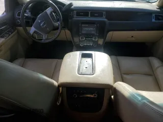2013 GMC Yukon Denali with VIN 1GKS2EEF2DR149576, listed as a Copart auction lot 49280345 with 151,075 mi miles and Salvage Title. Bid and sale history available at carsss.com. Image 8.
