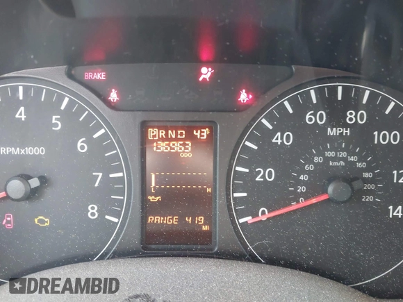 2017 Nissan NV Cargo SV z VIN 1N6BF0LY7HN811735, wystawiony jako IAAI lot #41225750 z przebiegiem 136 963 mil mil oraz . Historia ofert i sprzedaży dostępna na DreamBid. Obrazek 7.