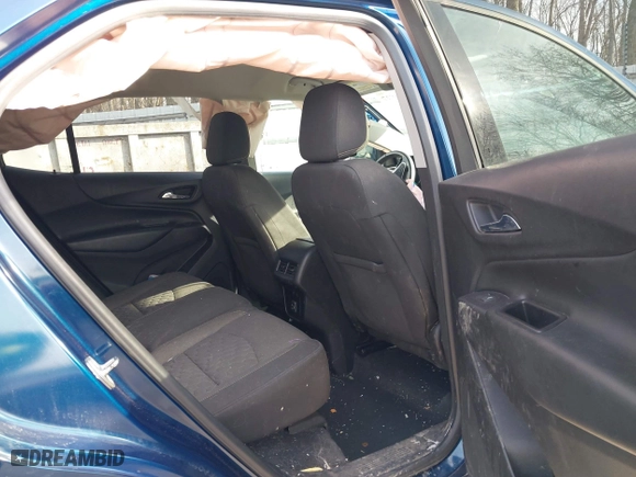 2019 Chevrolet Equinox LT with VIN 2GNAXKEV6K6267029, listed as a IAAI auction lot 41796827 with 113,704 mi miles. Bid and sale history available at carsss.com. Image 8.