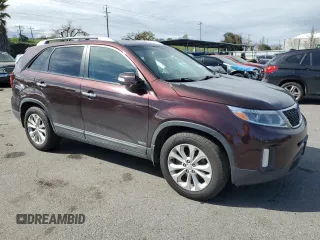 2014 Kia Sorento EX with VIN 5XYKUDA72EG466725, listed as a Copart auction lot 45900105 with 121,980 mi miles and Salvage Title. Bid and sale history available at carsss.com. Image 4.