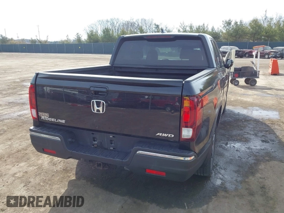 2017 Honda Ridgeline RTL z VIN 5FPYK3F59HB014002, wystawiony jako IAAI lot #41781159 z przebiegiem 110 393 mil mil oraz . Historia ofert i sprzedaży dostępna na DreamBid. Obrazek 4.