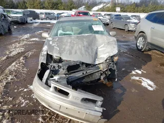 1998 Oldsmobile Cutlass GL z VIN 1G3NB52M9W6300607, wystawiony jako IAAI lot #41575122 z przebiegiem Nie podano mil oraz . Historia ofert i sprzedaży dostępna na DreamBid. Obrazek 12.