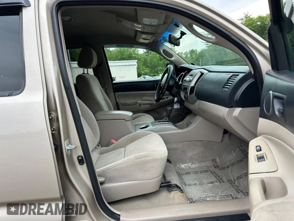 2005 Toyota Tacoma with VIN 5TEMU52N65Z129119, listed as a Copart auction lot 61149515 with 203,508 mi miles and Clean title. Bid and sale history available at DreamBid. Image 8.