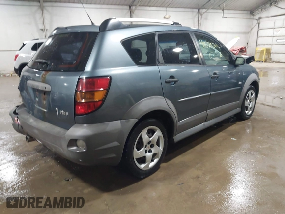 2007 Pontiac Vibe with VIN 5Y2SL65877Z421799, listed as a IAAI auction lot 41675306 with 210,216 mi miles. Bid and sale history available at carsss.com. Image 4.