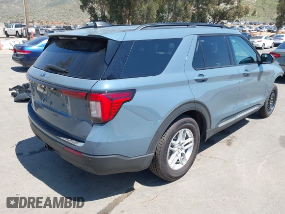 2025 Ford Explorer Active with VIN 1FMUK7DH3SGB03603, listed as a IAAI auction lot 41991711 with 2,071 mi miles and . Bid and sale history available at DreamBid. Image 4.