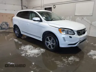 2014 Volvo XC60 R-Design Premier Plus with VIN YV4902DZ4E2520917, listed as a IAAI auction lot 41563731 with 206,817 mi miles and . Bid and sale history available at DreamBid. Image 1.