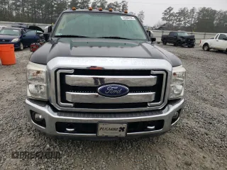 2015 Ford F-350 Lariat with VIN 1FT8W3CT5FEC60995, listed as a Copart auction lot 44506795 with 150,032 mi miles and Clean title. Bid and sale history available at DreamBid. Image 5.