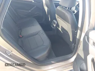 2016 Volkswagen Passat SE z VIN 1VWBS7A38GC018059, wystawiony jako IAAI lot #41684959 z przebiegiem 44 850 mil mil oraz . Historia ofert i sprzedaży dostępna na DreamBid. Obrazek 8.