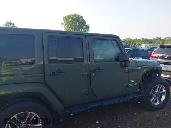 2015 Jeep Wrangler Unlimited Altitude с VIN 1C4HJWEG7FL584395, выставлен на аукционе IAAI как лот 42399987 с пробегом 142 906 миль миль и . История ставок и продаж доступна на DreamBid. Изображение 14.